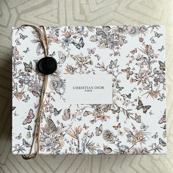 DIOR Collection PRIVEE big butterfly BOX only - Picture 2 of 11